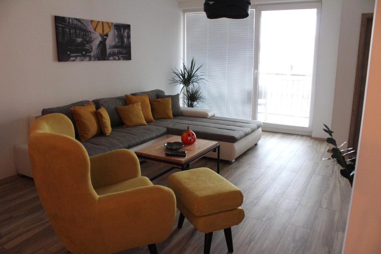 Apartment Anno Дунайська Стреда Екстер'єр фото